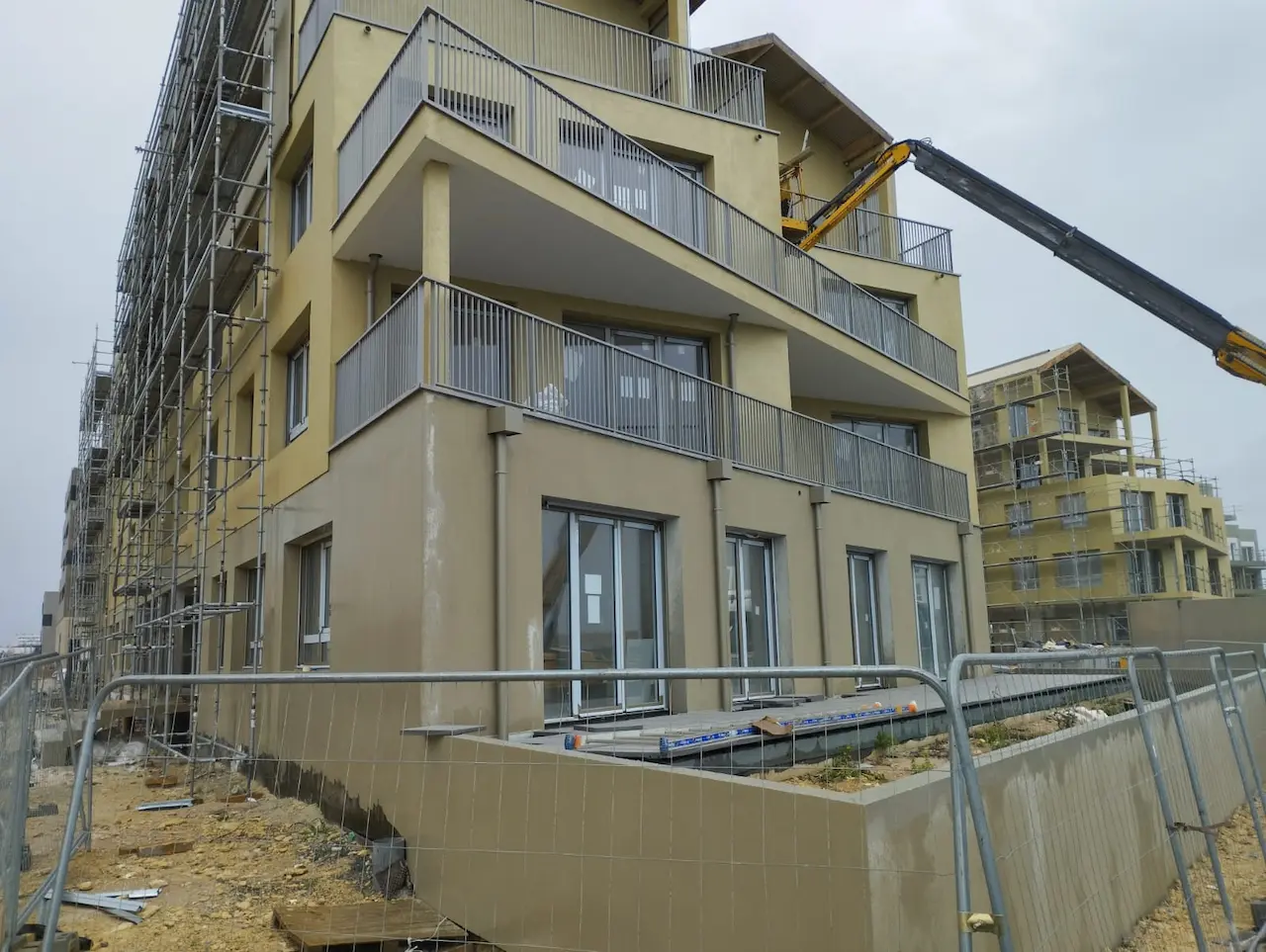 nettoyage fin de chantier et entretien courant des parties communes a fleury sur orne exterieur 1