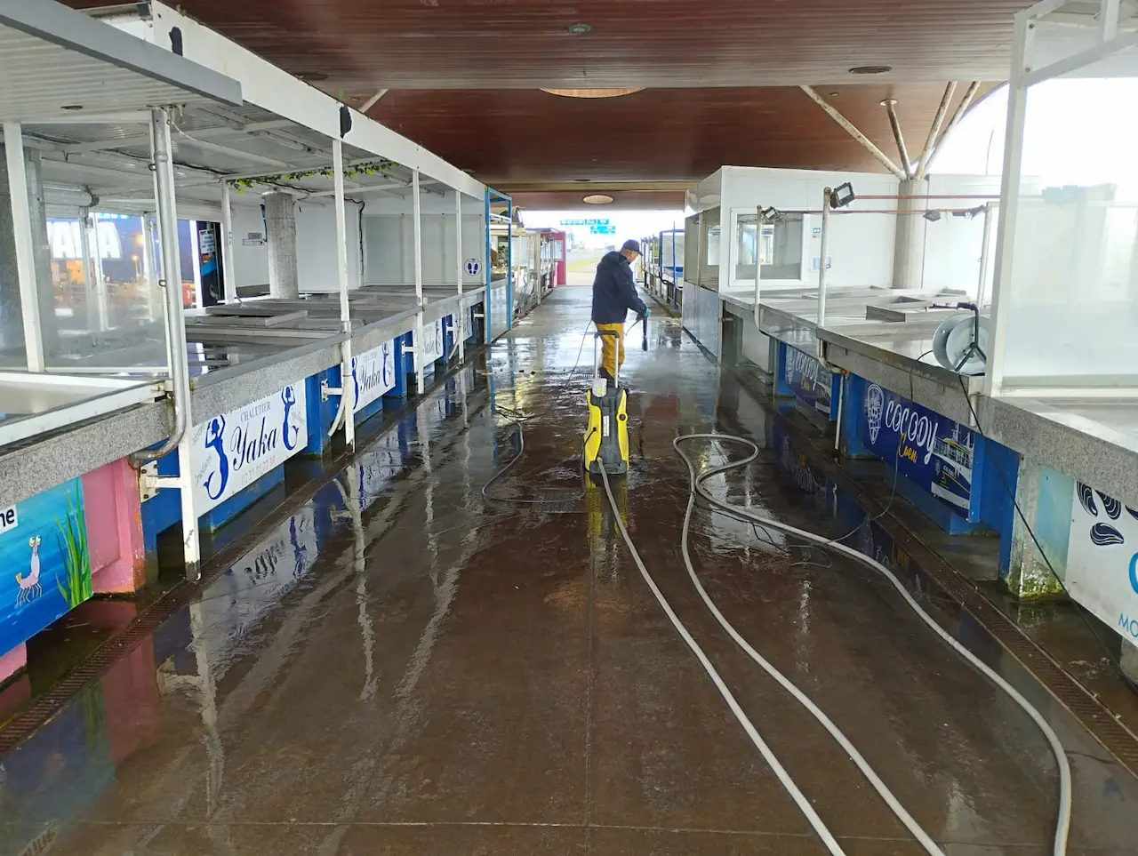 nettoyage hall au poisson a ouistreham 4