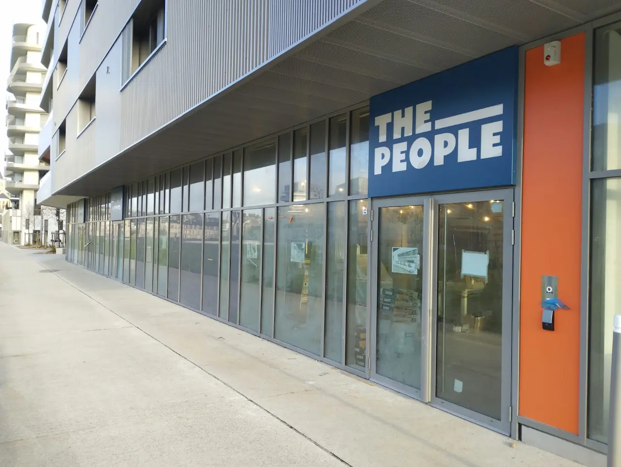 nettoyage interieur exterieur et vitres restaurant a caen presqu il the people
