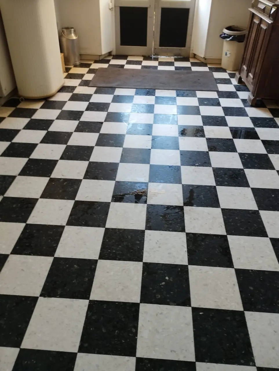 nettoyage interieur sols et chambres maison accueil a ranville calvados carellage entree