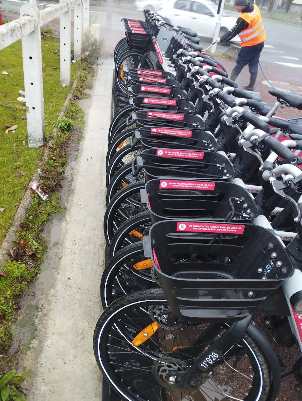 nettoyage velo park avec la sncf caen et peripherie